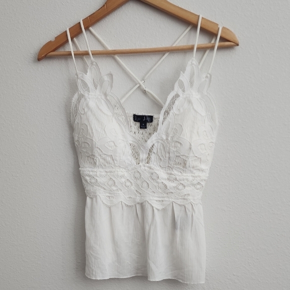 J for Justify White Lace Tiered Camisole - Picture 2 of 12